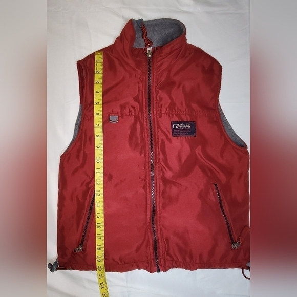 Radius Full Zip Reversible Red and Gray Drawstring Vest Boy's Small - Picture 12 of 12